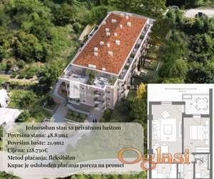 Jednosoban stan sa privatnom baštom u modernoj novogradnji, Topla 2, Herceg Novi